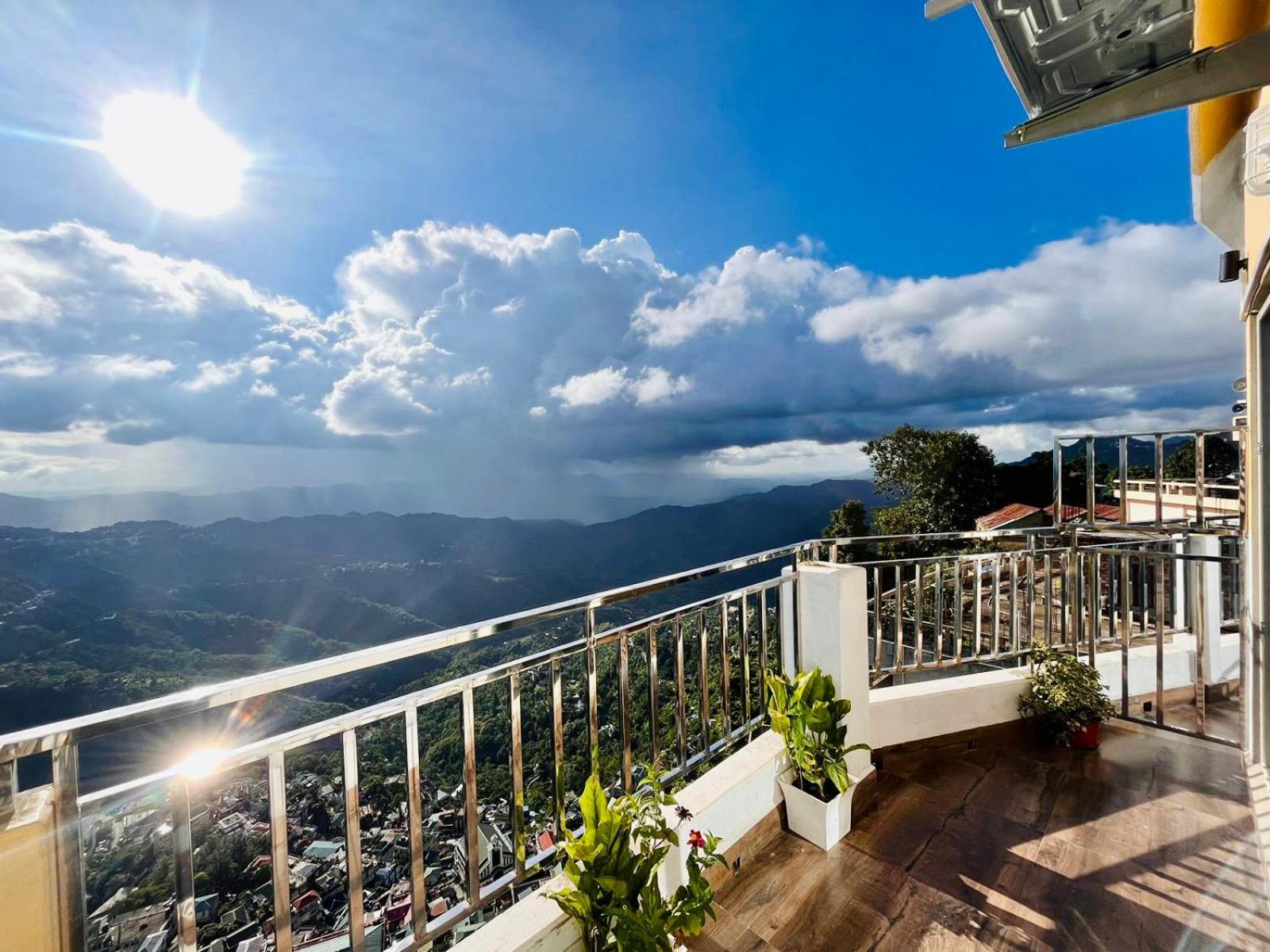 Aizawl Guest House Apartments ภายนอก รูปภาพ