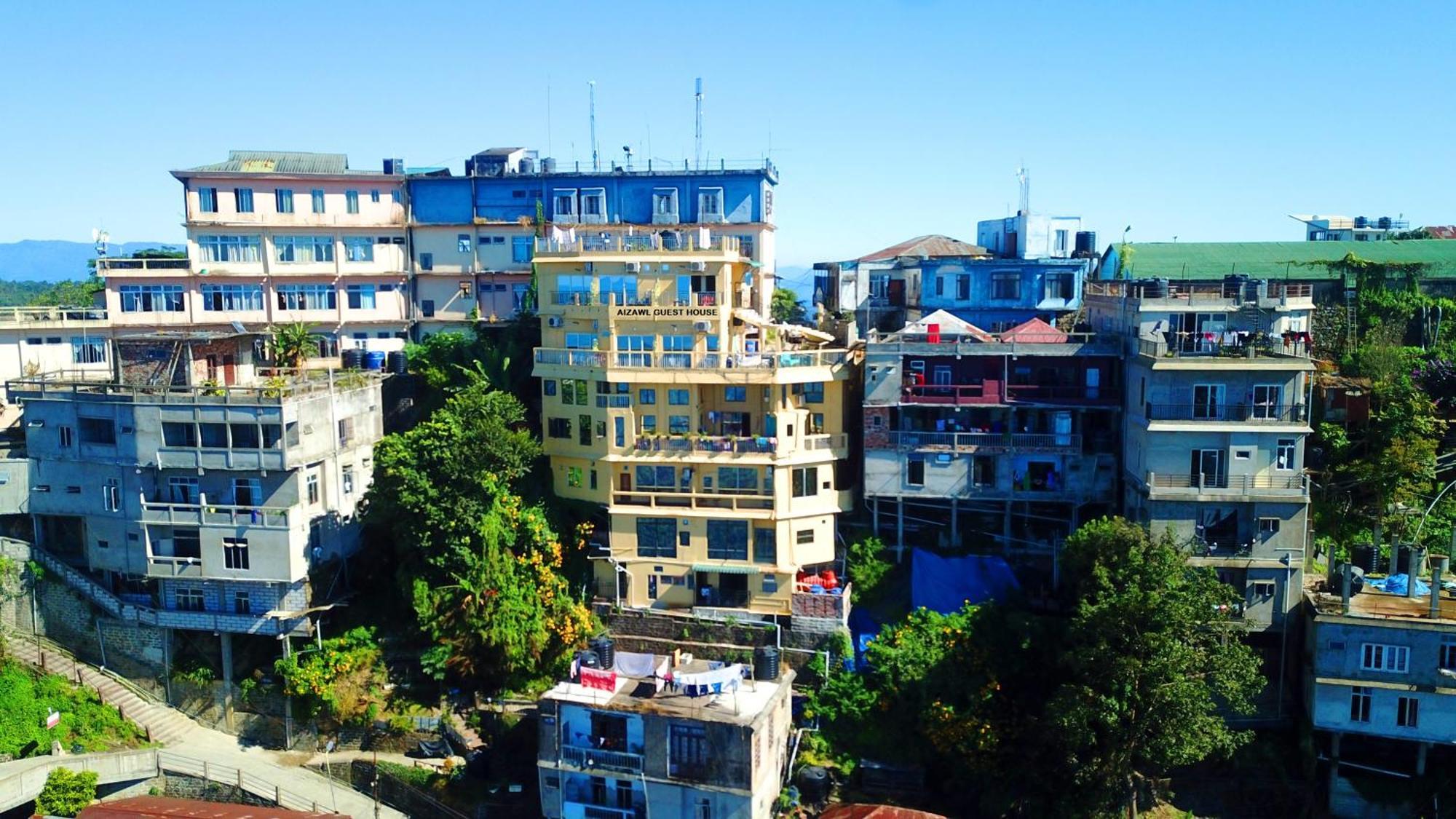 Aizawl Guest House Apartments ภายนอก รูปภาพ